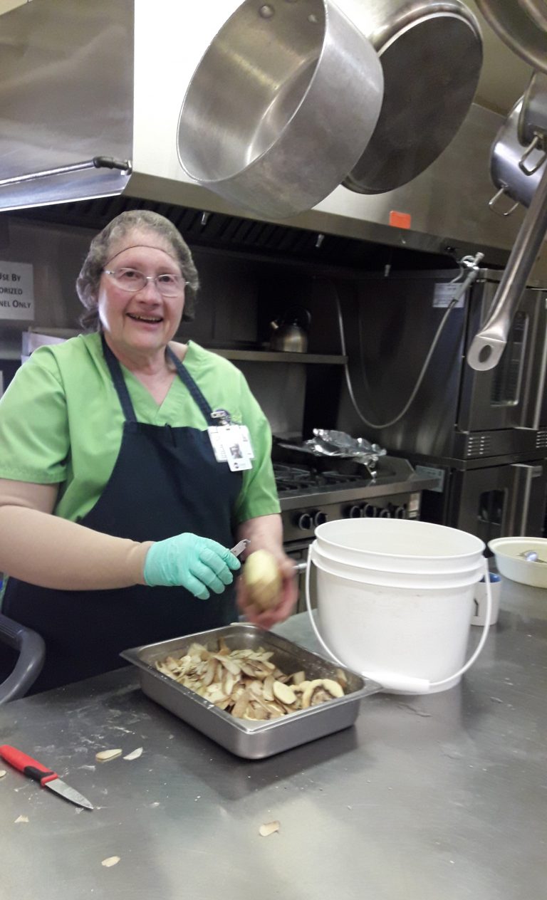 Easter Grace For Meals / Catholic priests cook up Easter dinner with grace : The important part is to pray to god before each.